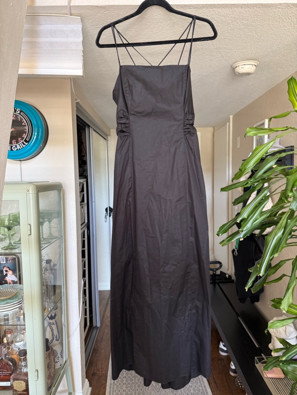 FRAME Tie Back Midi Dress in Noir